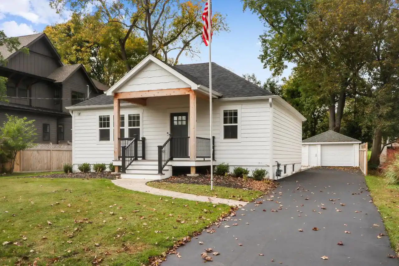 Photo 1 of Single family home for sale at 146 Elmhurst Ct, Williams Bay, WI 53191 | MLS# 1985036 | Listing updated on 2026-10-20