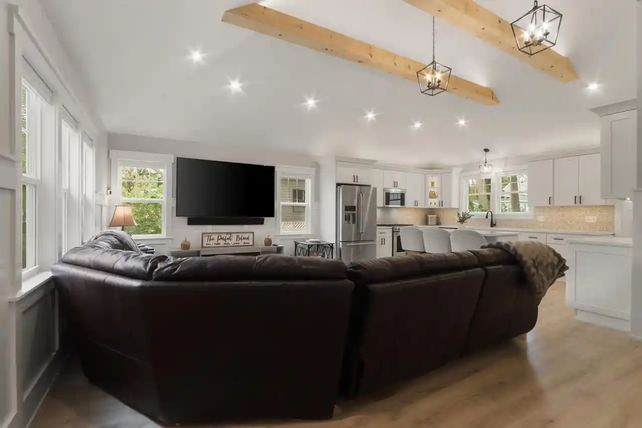 Photo 3 of Single family home for sale at 146 Elmhurst Ct, Williams Bay, WI 53191 | MLS# 1985036 | Listing updated on 2026-10-20