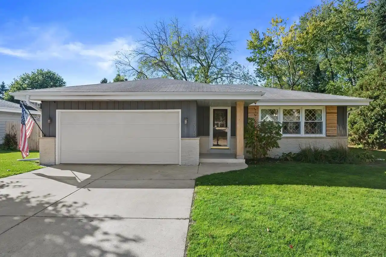 Photo 1 of Single family home for sale at 1916 Chapman Dr, Waukesha, WI 53189 | MLS# 1985039 | Listing updated on 2026-10-24