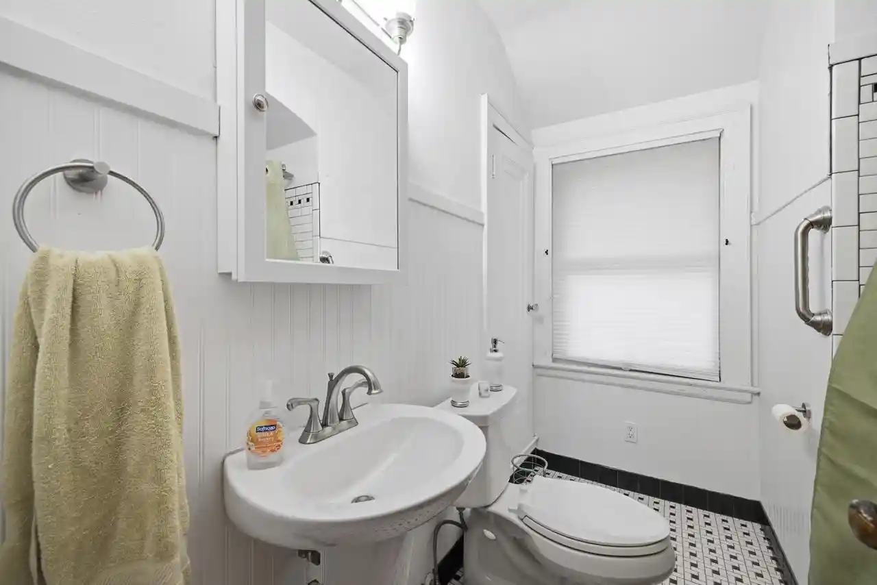 Photo 2 of Single family home for sale at 2421 9th Avenue, South Milwaukee, WI 53172 | MLS# 1985042 | Listing updated on 2026-10-27