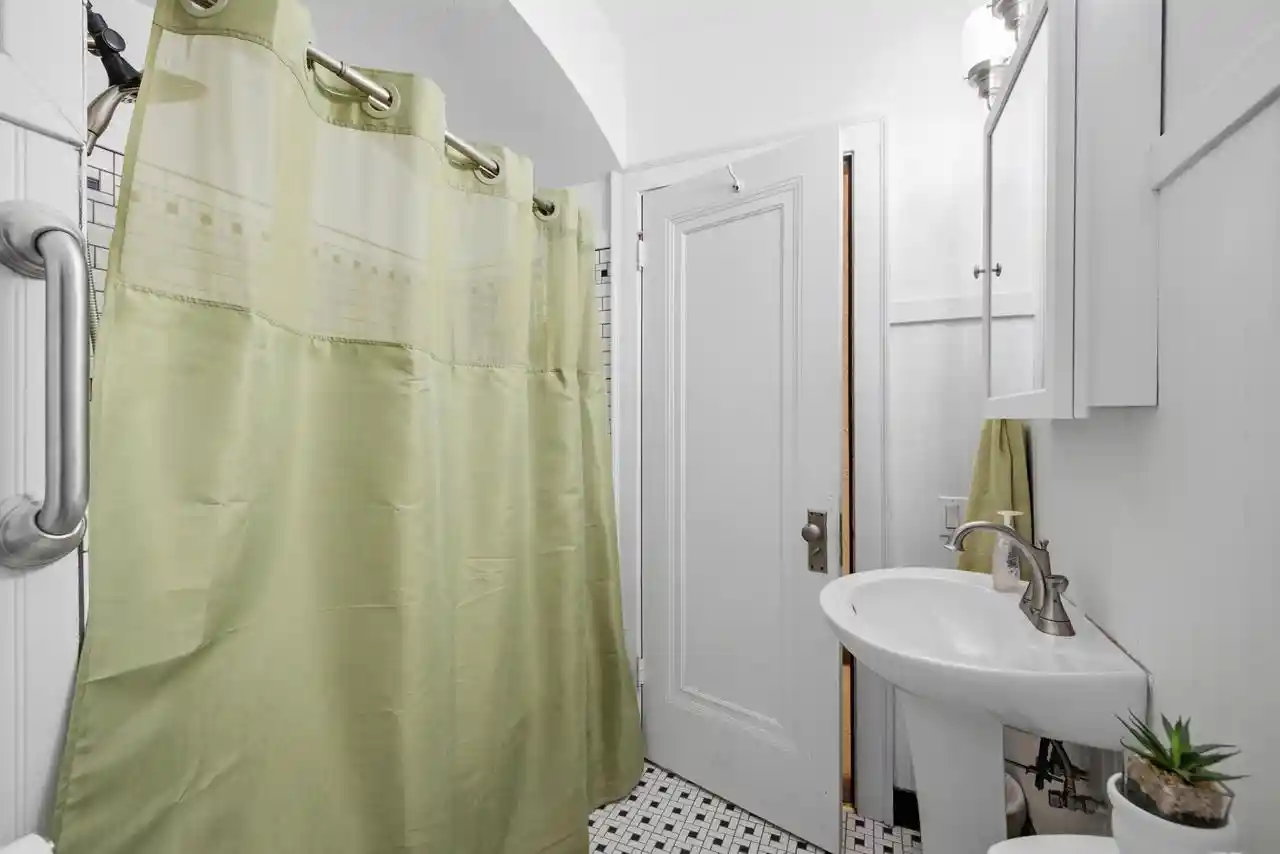 Photo 3 of Single family home for sale at 2421 9th Avenue, South Milwaukee, WI 53172 | MLS# 1985042 | Listing updated on 2026-10-27