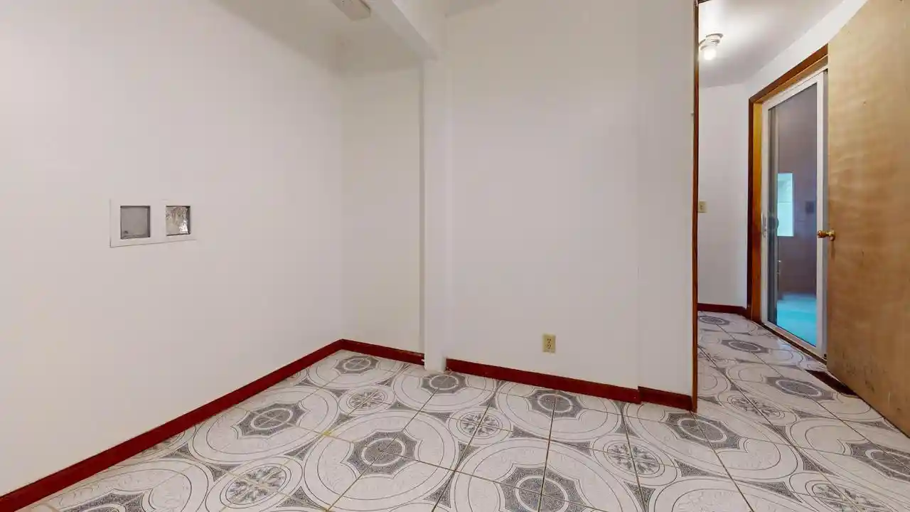 Photo 4 of Single family home for sale at 11255 W Mayers Dr, Franklin, WI 53132 | MLS# 1985058 | Listing updated on 2026-10-22