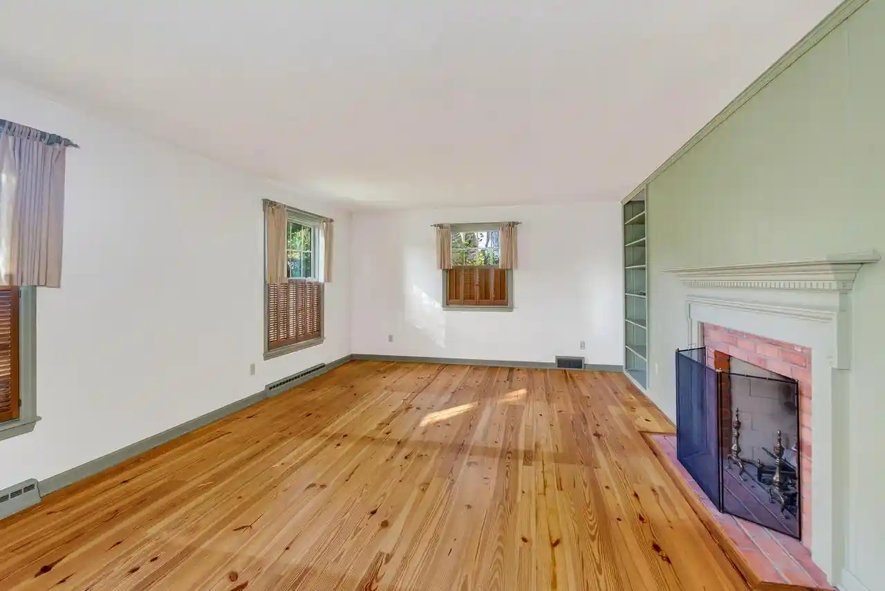 Photo 1 of Single family home for sale at 6406 Landfall Dr, Madison, WI 53705 | MLS# 2034772 | Listing updated on 2026-10-23