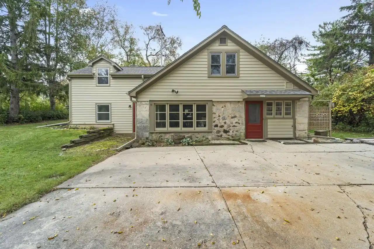 Single family home for sale at 4307 W Grace Ave, Mequon, WI 53092 | MLS# 1985081