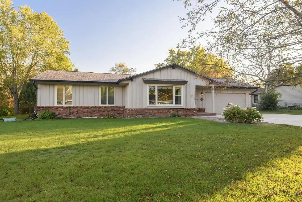 Single family home for sale at 26033 Barberry Ln, Waterford, WI 53185 | MLS# 1985095