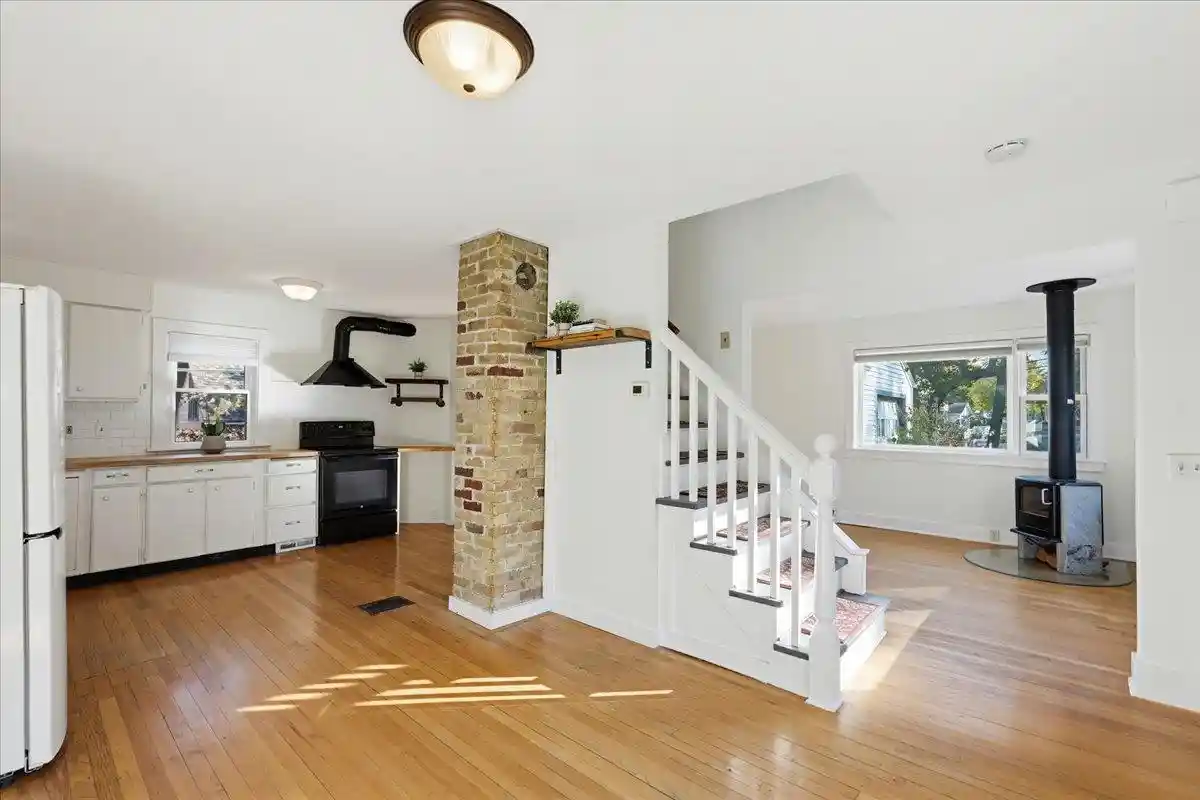 Photo 1 of Single family home for sale at 2910 Bluff St, Madison, WI 53705 | MLS# 2034781 | Listing updated on 2026-10-22