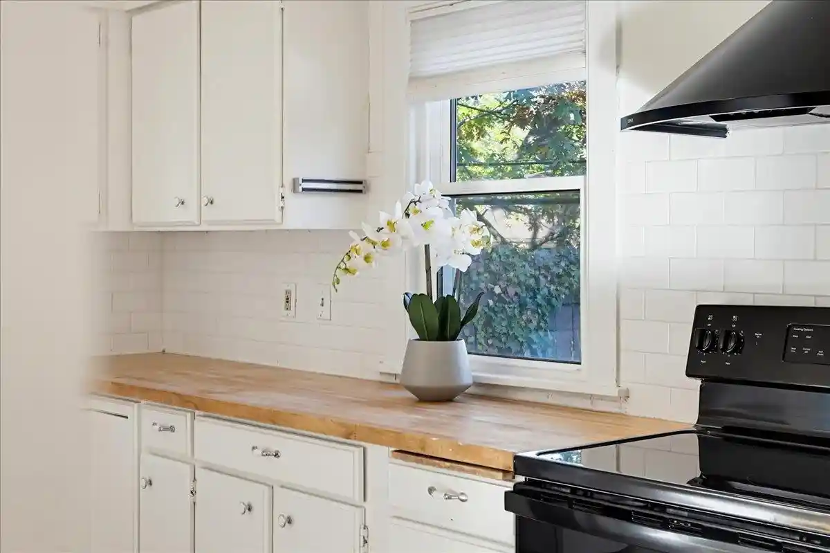Photo 3 of Single family home for sale at 2910 Bluff St, Madison, WI 53705 | MLS# 2034781 | Listing updated on 2026-10-22