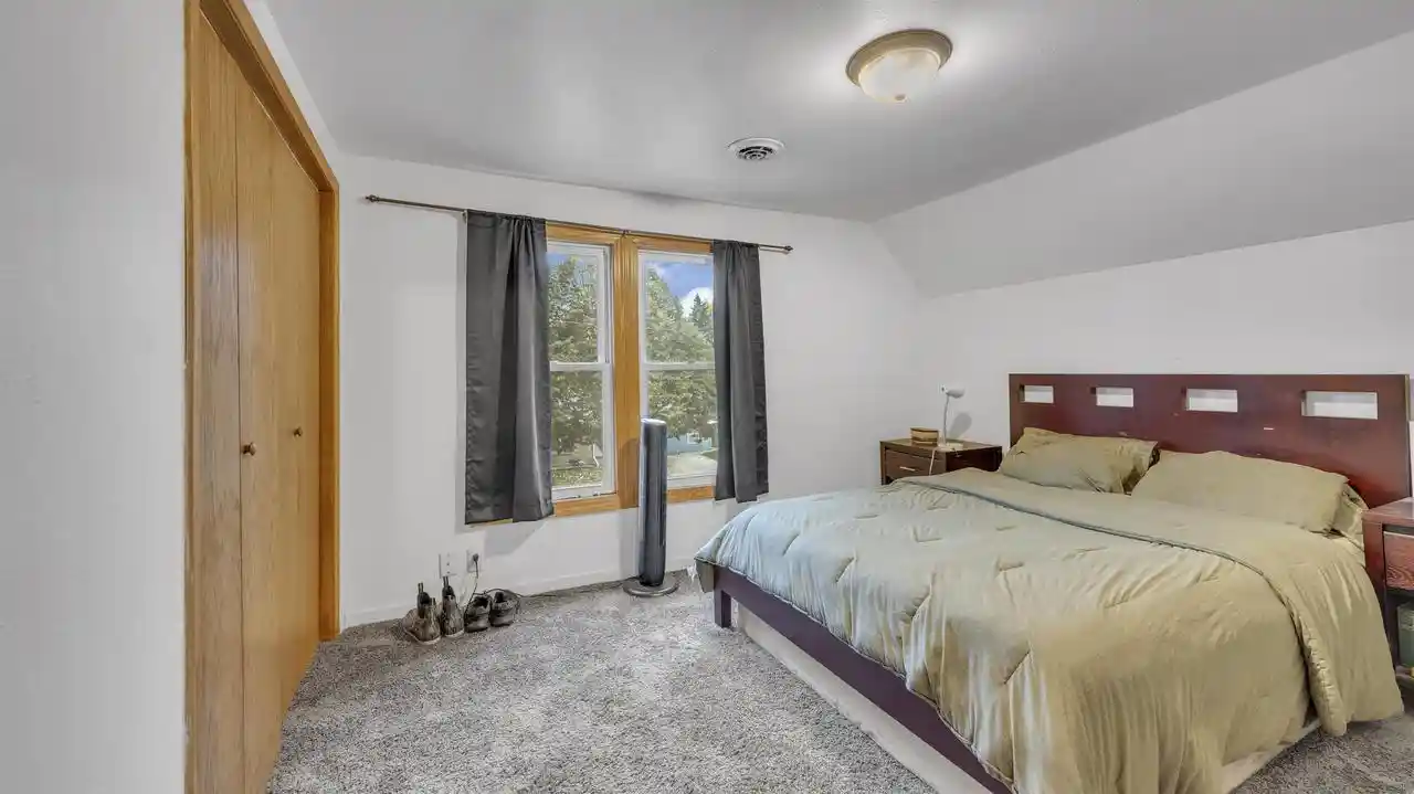 Photo 3 of Multi family home for sale at 534 Vermont St, Fond Du Lac, WI 54937 | MLS# 50334465 | Listing updated on 2026-10-16