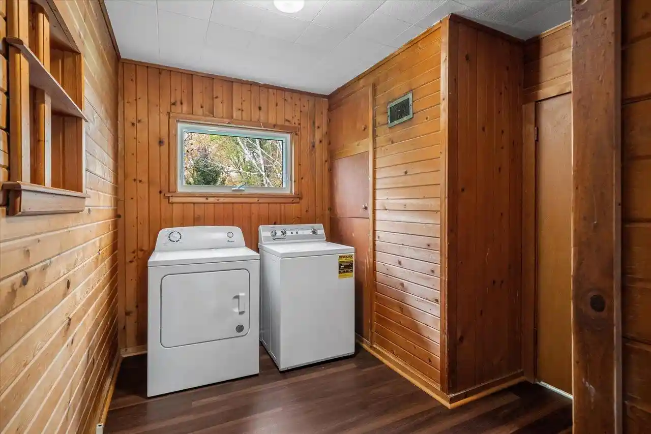 Photo 3 of Single family home for sale at 402 E State St, Westby, WI 54667 | MLS# 1985112 | Listing updated on 2026-10-21