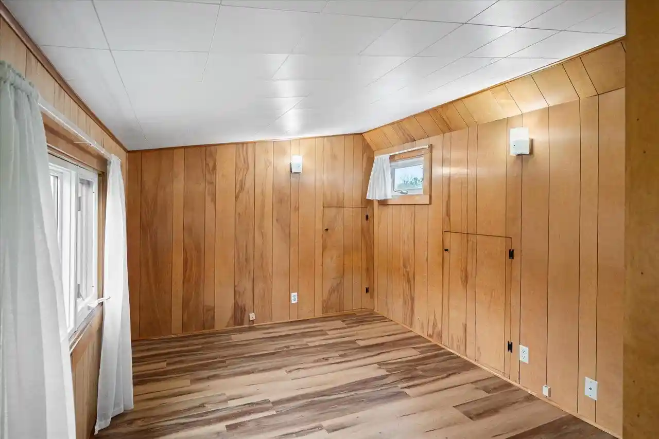 Photo 4 of Single family home for sale at 402 E State St, Westby, WI 54667 | MLS# 1985112 | Listing updated on 2026-10-21