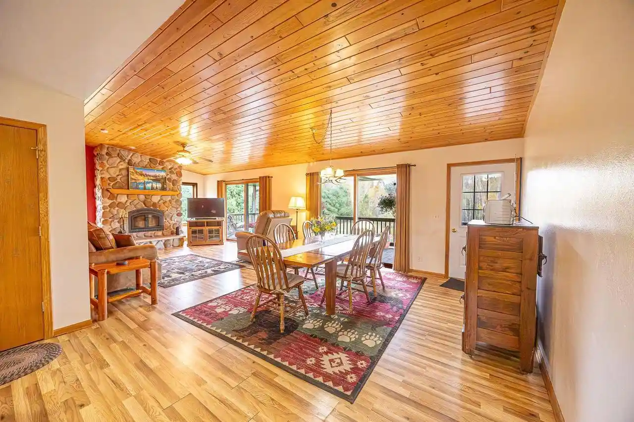 Photo 1 of Single family home for sale at 12571 Heise Rd, Suring, WI 54174 | MLS# 50334470 | Listing updated on 2026-10-16