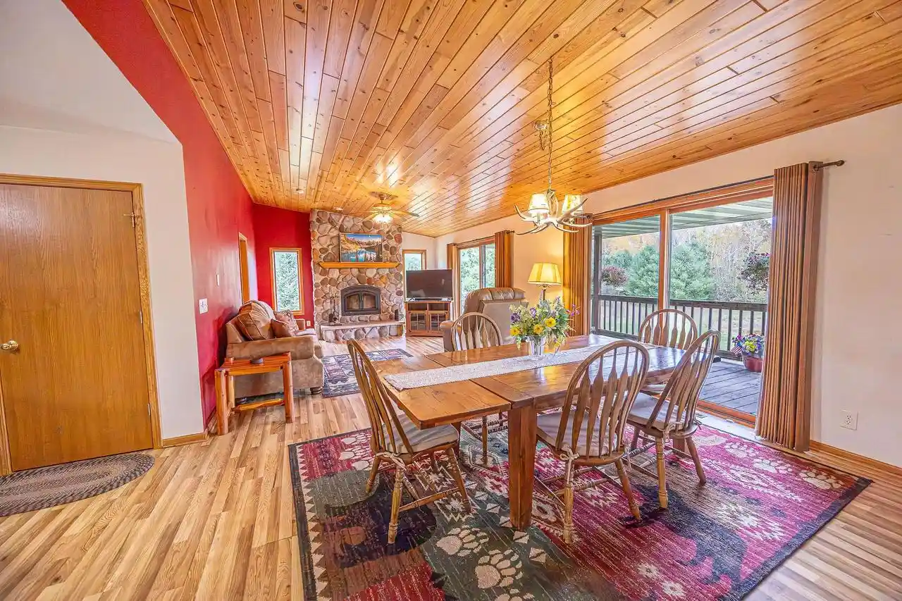 Photo 2 of Single family home for sale at 12571 Heise Rd, Suring, WI 54174 | MLS# 50334470 | Listing updated on 2026-10-16
