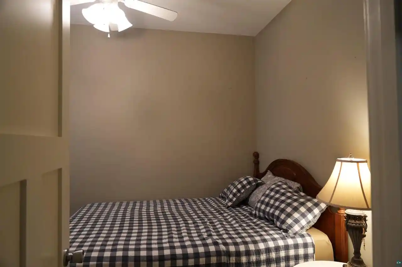 Photo 4 of Single family home for sale at 5424 John Ave, Superior, WI 54880 | MLS# 6128526 | Listing updated on 2026-10-19