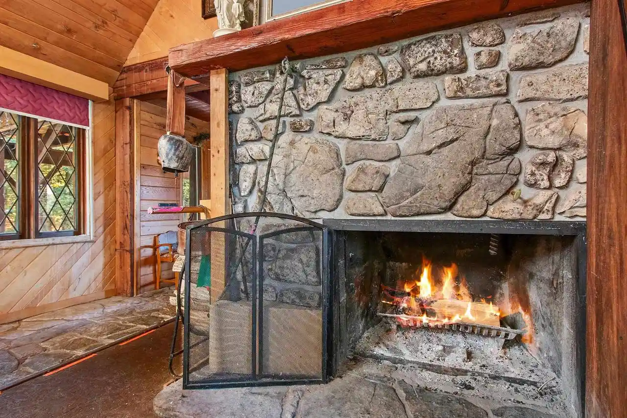 Photo 2 of Single family home for sale at 6604 W Slope Ln, Oconto, WI 54153 | MLS# 50334474 | Listing updated on 2026-10-16