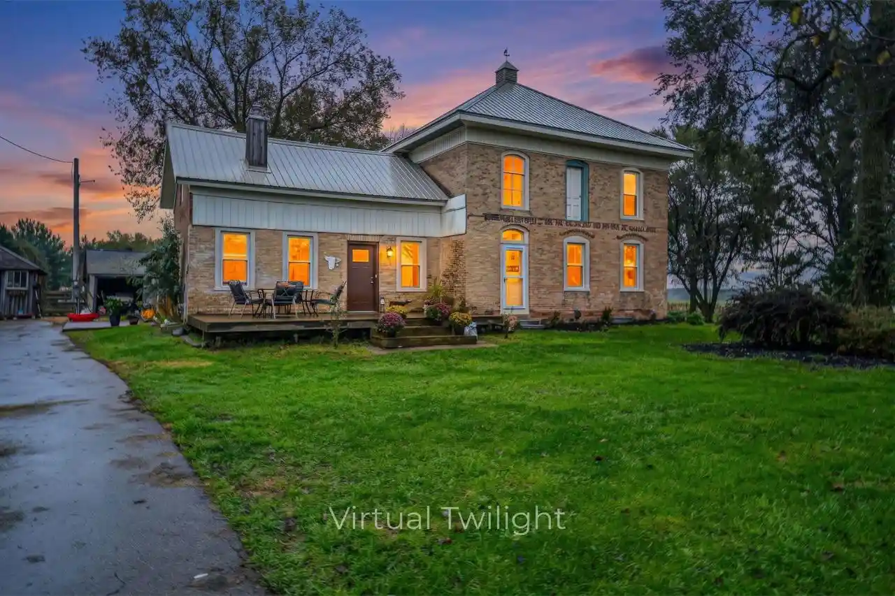Photo 1 of Single family home for sale at N6518 County Rd D, New London, WI 54961 | MLS# 50334478 | Listing updated on 2026-10-25
