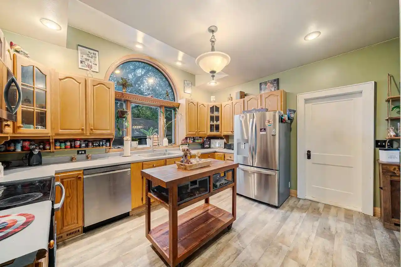 Photo 1 of Single family home for sale at N6518 County Rd D, New London, WI 54961 | MLS# 50334478 | Listing updated on 2026-10-25