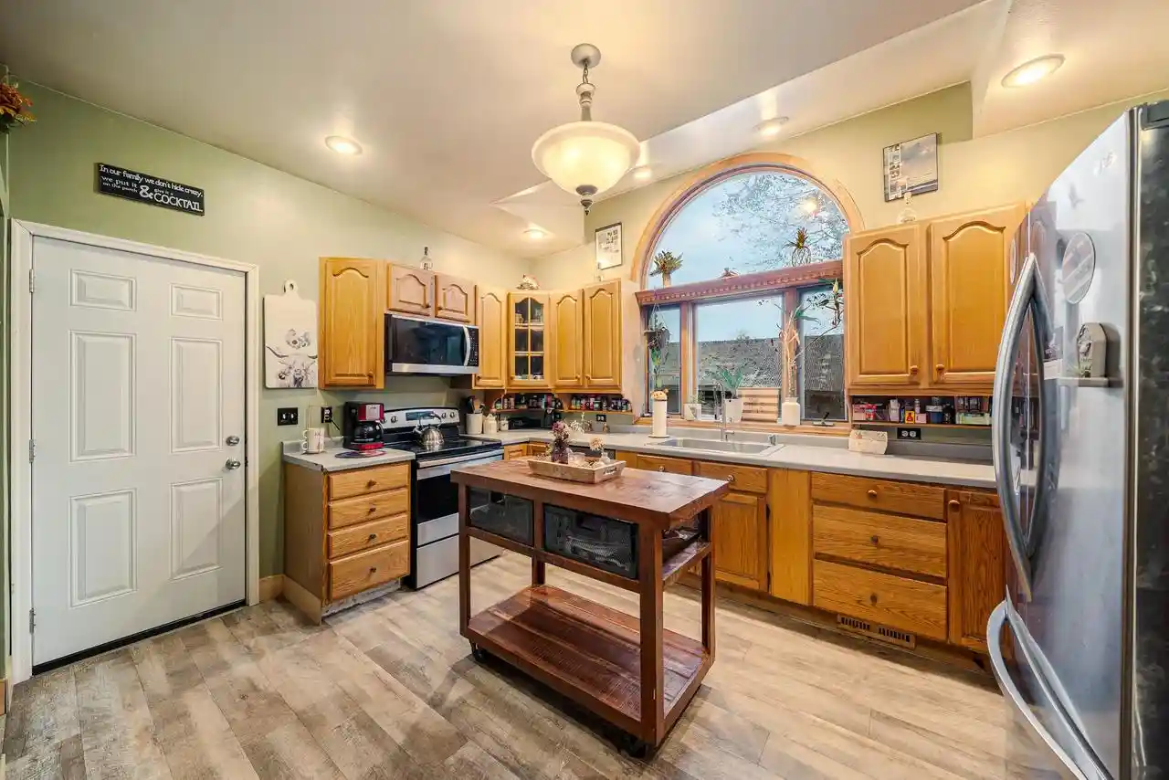 Photo 2 of Single family home for sale at N6518 County Rd D, New London, WI 54961 | MLS# 50334478 | Listing updated on 2026-10-25