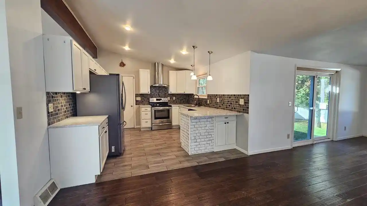 Photo 2 of Single family home for sale at 917 S Park St, Shawano, WI 54166 | MLS# 50334489 | Listing updated on 2026-10-28