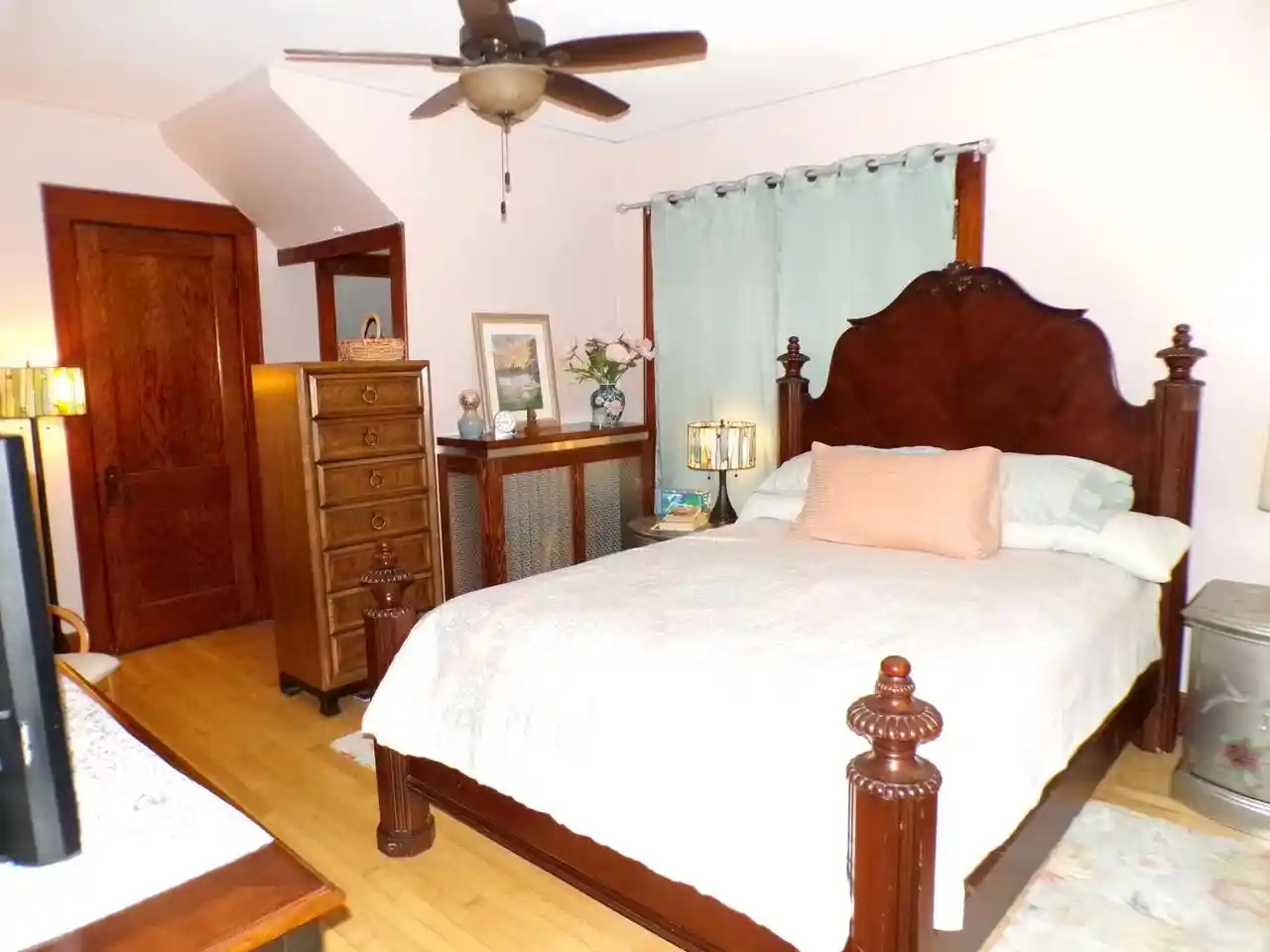 Photo 3 of Multi family home for sale at 1628 N 52nd Street #1630, Milwaukee, WI 53208 | MLS# 1985155 | Listing updated on 2026-10-23
