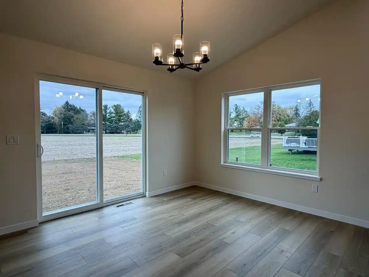 Photo 4 of Single family home for sale at 630 Oak St, Scandinavia, WI 54977 | MLS# 50334498 | Listing updated on 2026-10-16