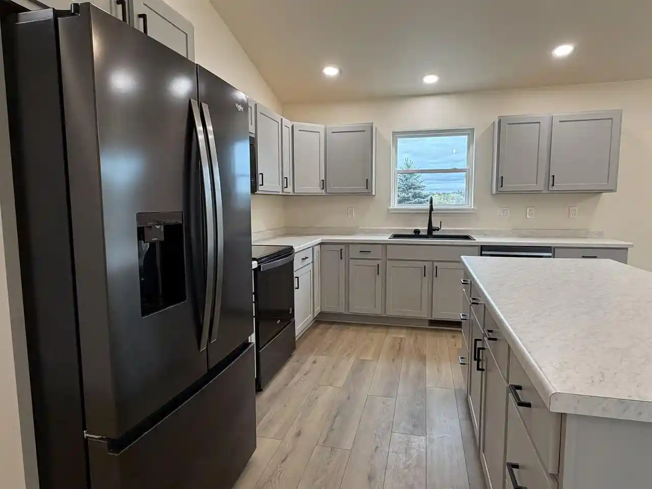 Photo 3 of Single family home for sale at 690 Oak St, Scandinavia, WI 54977 | MLS# 50334501 | Listing updated on 2026-10-16