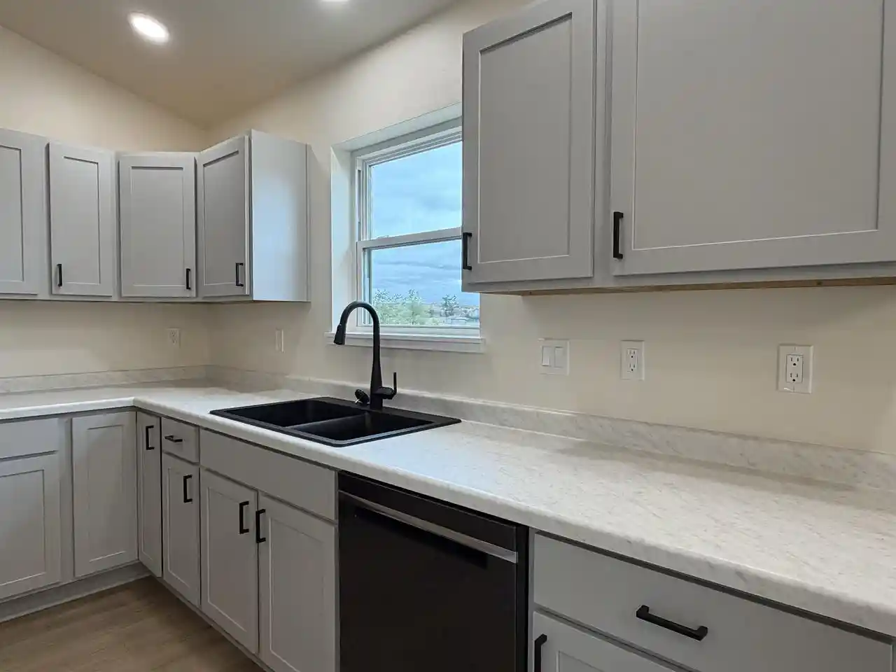 Photo 4 of Single family home for sale at 690 Oak St, Scandinavia, WI 54977 | MLS# 50334501 | Listing updated on 2026-10-16