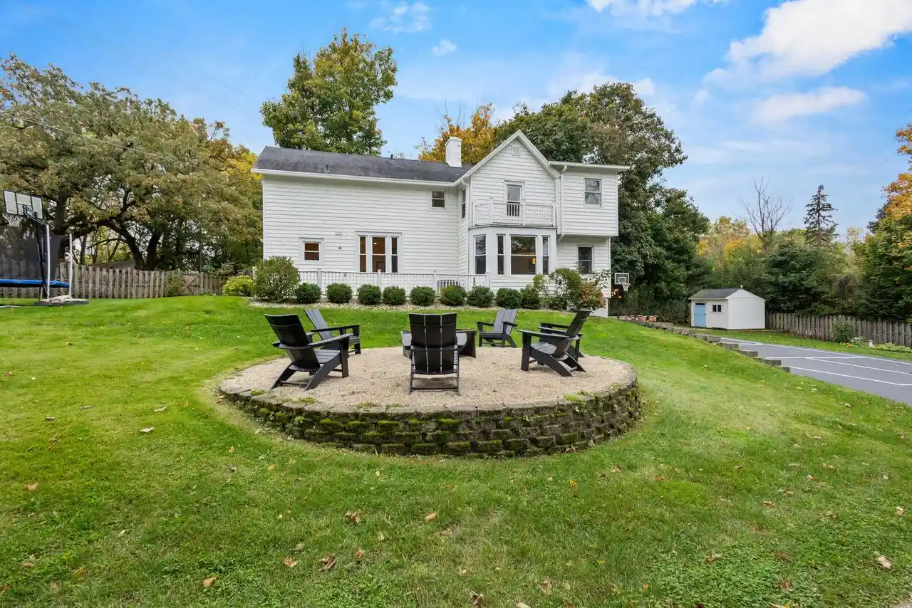 Photo 1 of Single family home for sale at W2851 Swinghurst Ln, Lake Geneva, WI 53147 | MLS# 1985168 | Listing updated on 2026-10-23