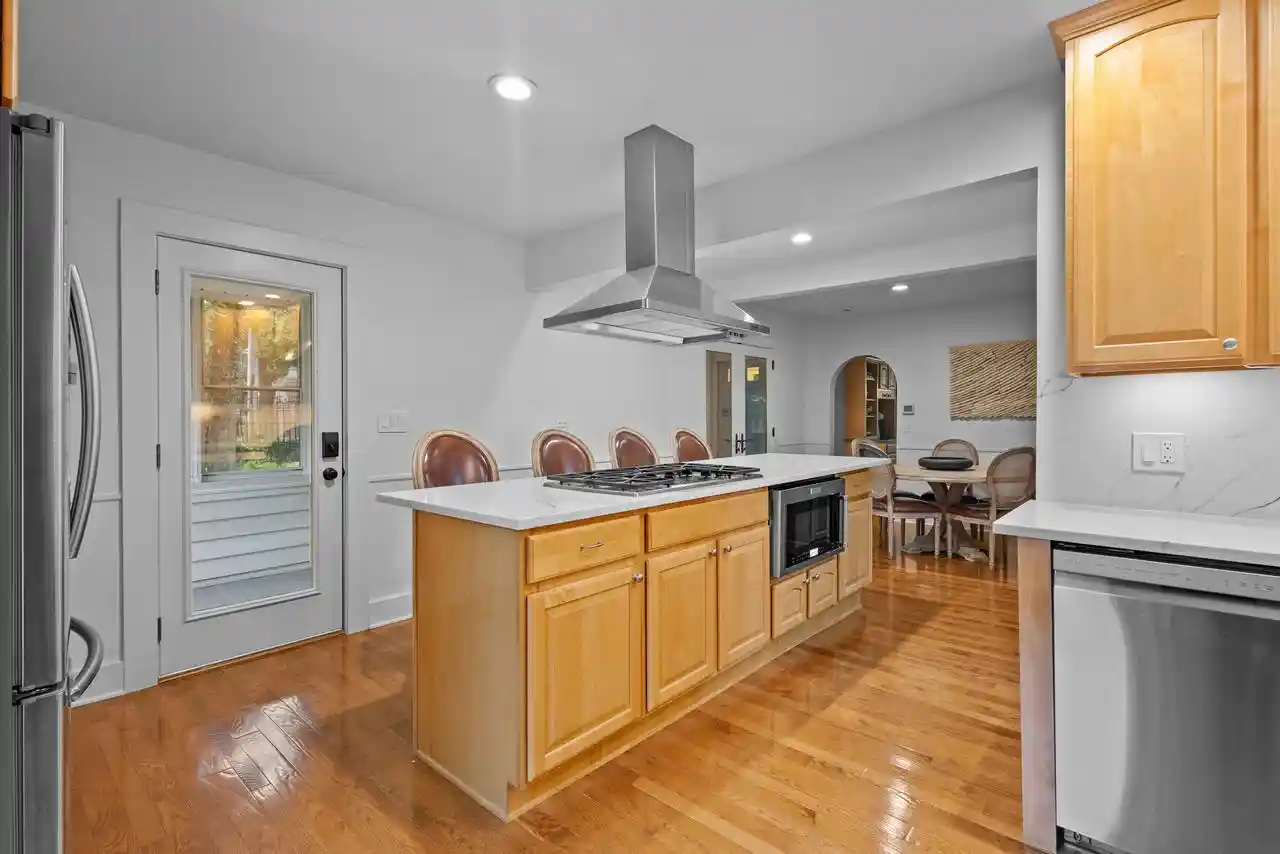Photo 4 of Single family home for sale at W2851 Swinghurst Ln, Lake Geneva, WI 53147 | MLS# 1985168 | Listing updated on 2026-10-23