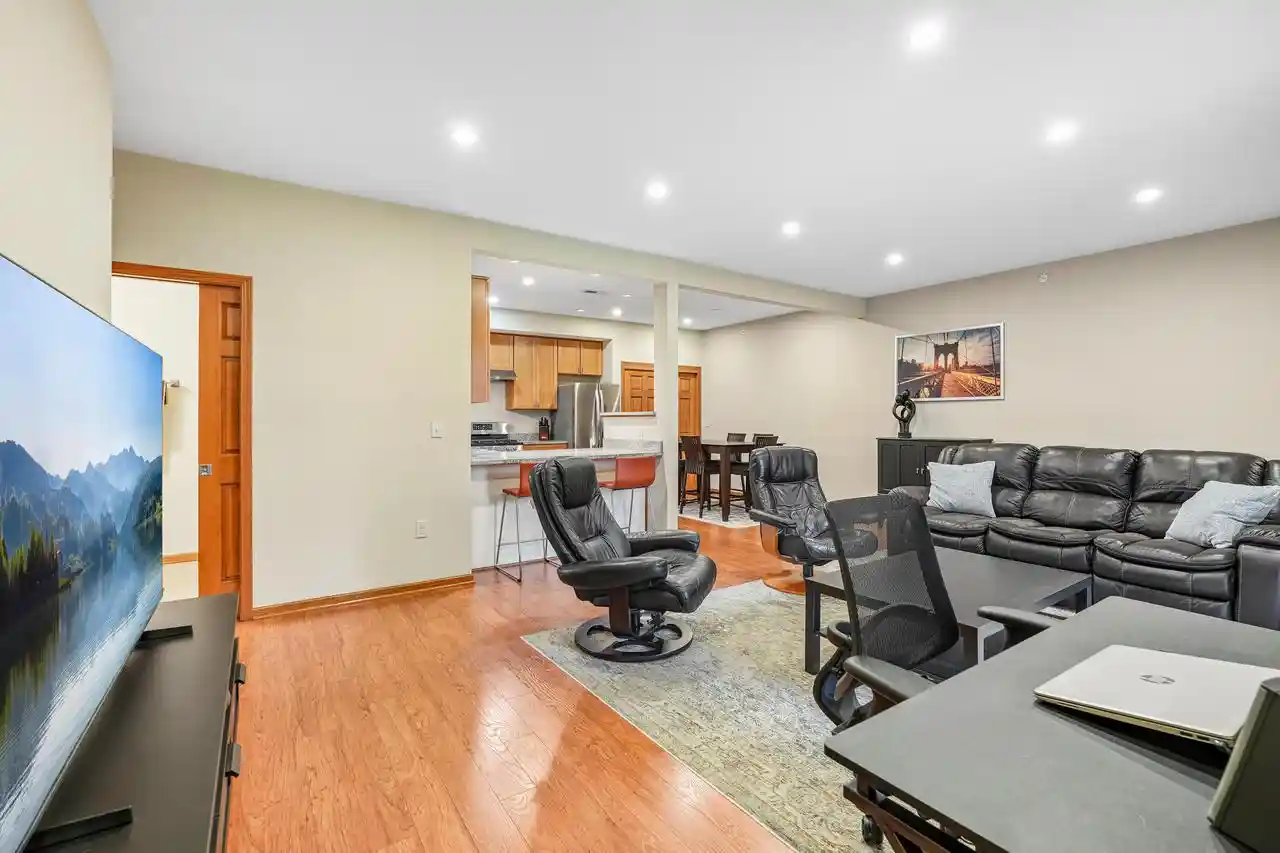 Photo 3 of Condo for sale at 410 W Aspen Dr #3, Oak Creek, WI 53154 | MLS# 1985177 | Listing updated on 2026-10-16