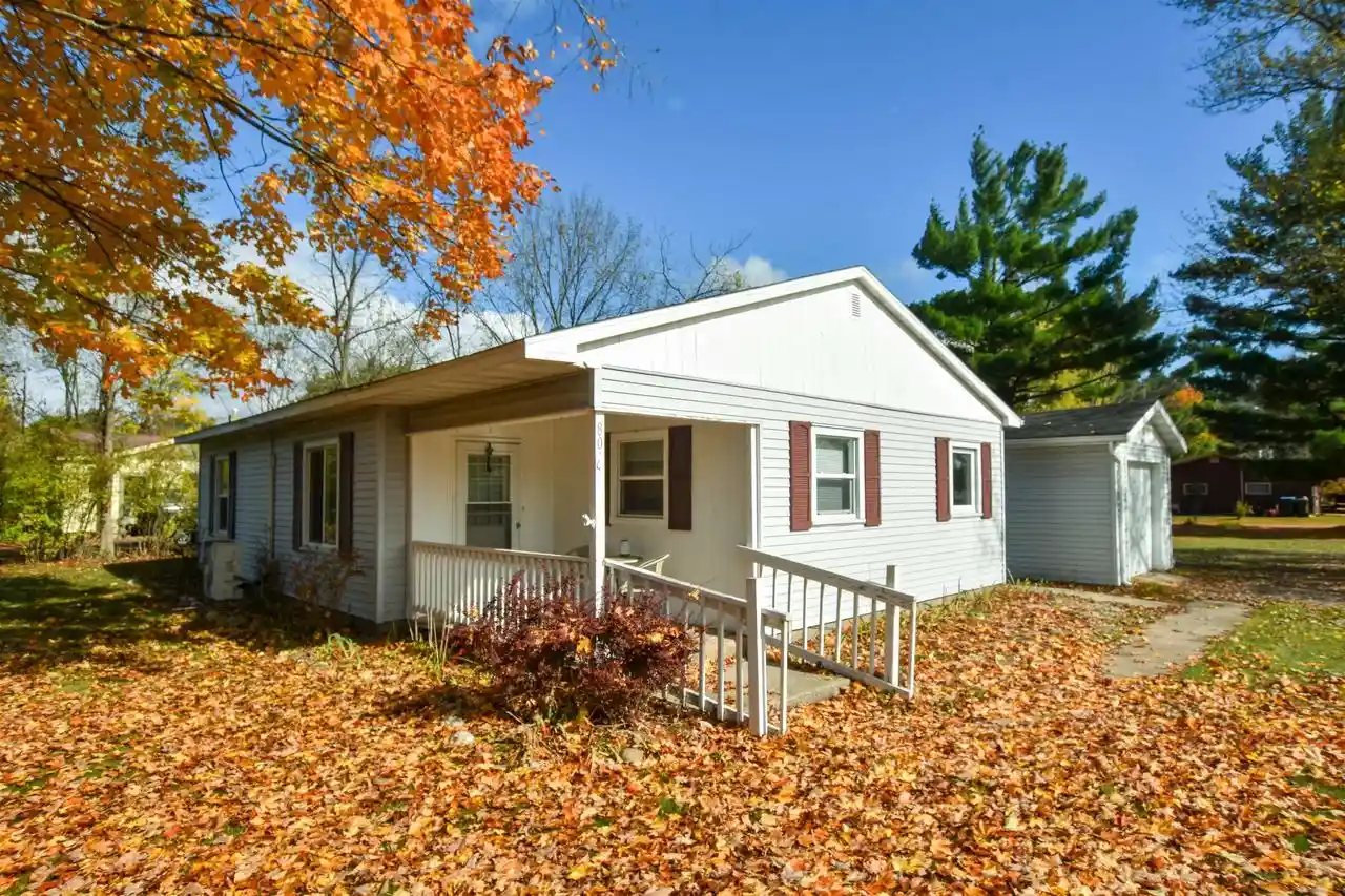 Single family home for sale at 805 Carey Ave, Wild Rose, WI 54984 | MLS# 50334509