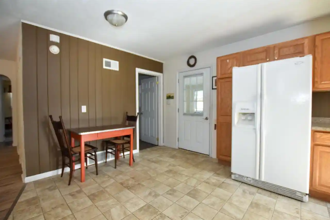 Photo 3 of Single family home for sale at 805 Carey Ave, Wild Rose, WI 54984 | MLS# 50334509 | Listing updated on 2026-10-19