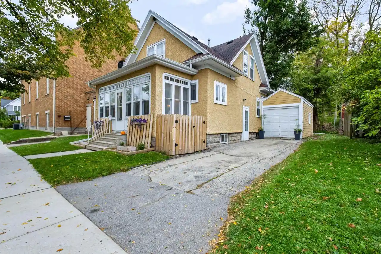 Photo 1 of Single family home for sale at 419 E Atlantic St, Appleton, WI 54911 | MLS# 50334487 | Listing updated on 2026-10-27