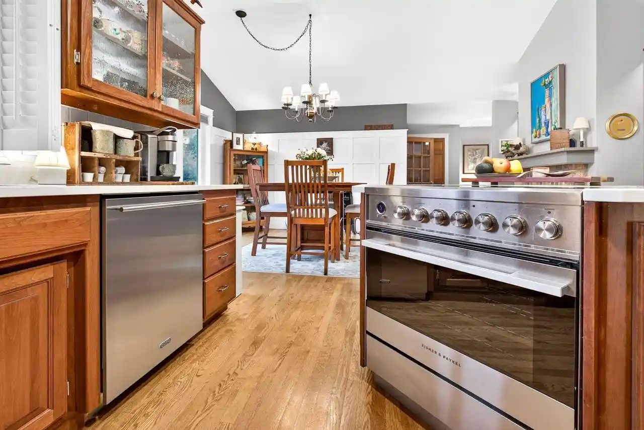 Photo 1 of Single family home for sale at N2941 Valley View Dr, Hortonville, WI 54944 | MLS# 50334508 | Listing updated on 2026-10-27
