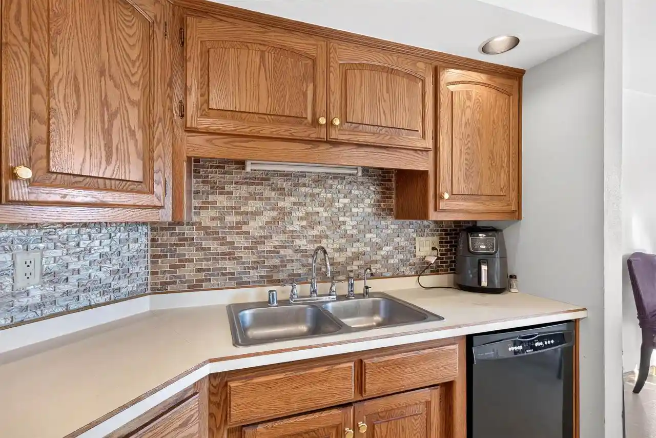 Photo 4 of Single family home for sale at N1630 North Rd, Greenville, WI 54942 | MLS# 50334499 | Listing updated on 2026-10-24