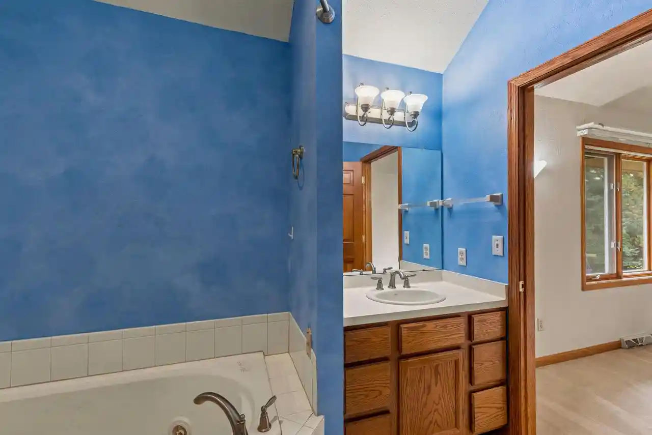 Photo 2 of Single family home for sale at 4550 S 119th Street, Milwaukee, WI 53228 | MLS# 1985210 | Listing updated on 2026-10-17