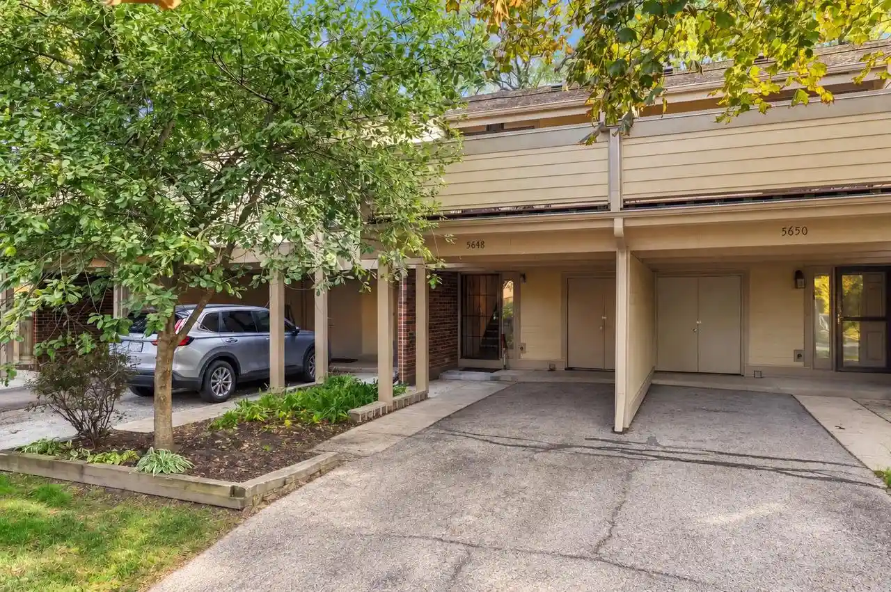 Condo for sale at 5648 S 27th Street #3, Milwaukee, WI 53221 | MLS# 1985269