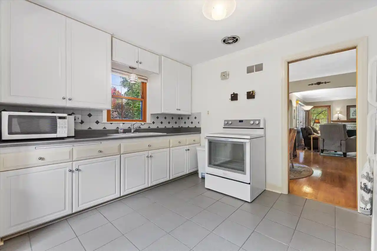 Photo 3 of Single family home for sale at 5700 W Rita Dr, Milwaukee, WI 53219 | MLS# 1985276 | Listing updated on 2026-10-22