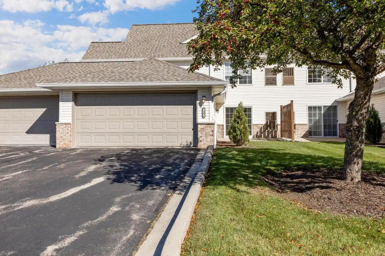 Condo for sale at 2153 Broken Hl Rd #7, Waukesha, WI 53188 | MLS# 1985291