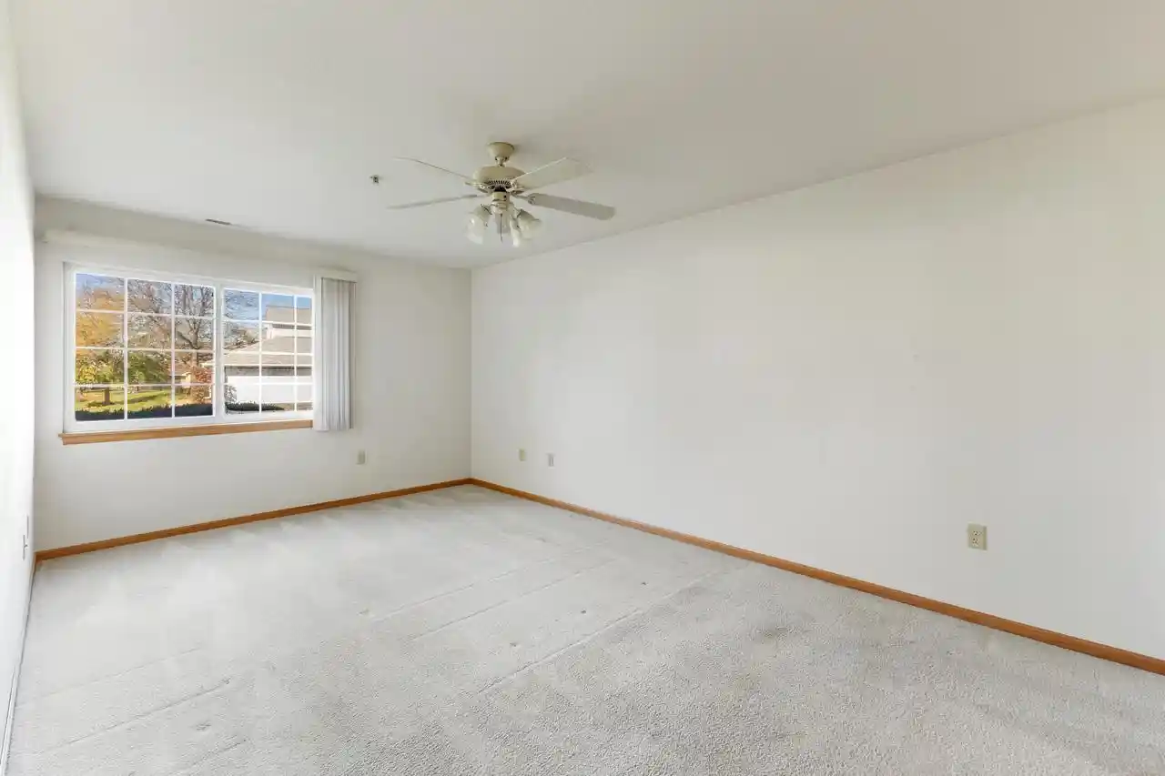 Photo 4 of Condo for sale at 2153 Broken Hl Rd #7, Waukesha, WI 53188 | MLS# 1985291 | Listing updated on 2026-10-18