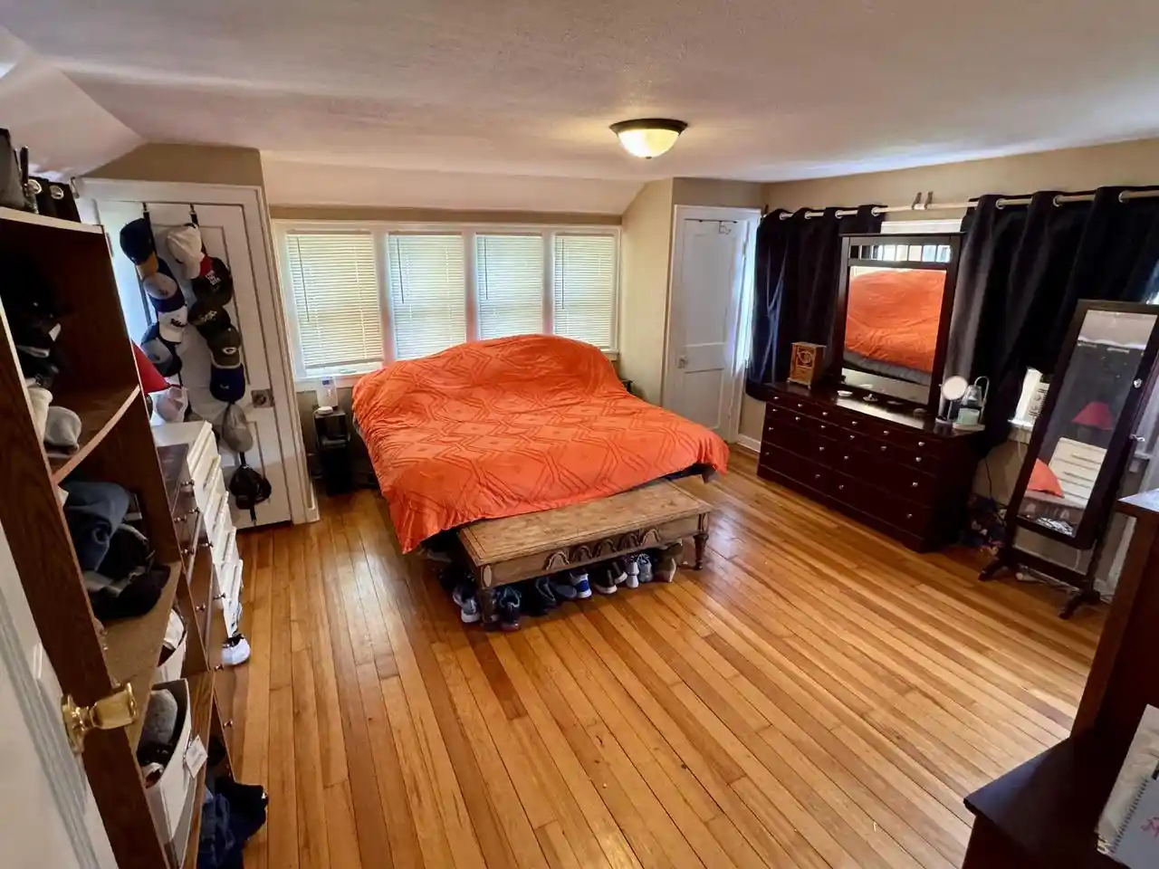 Photo 2 of Single family home for sale at 728 N 116th Street, Milwaukee, WI 53226 | MLS# 1985302 | Listing updated on 2026-10-18