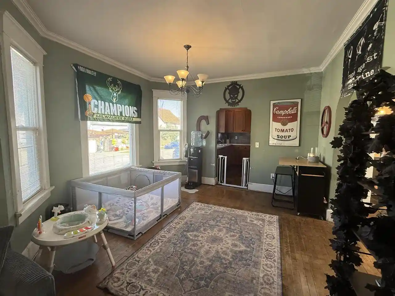 Photo 2 of Single family home for sale at 628 Milwaukee Ave, South Milwaukee, WI 53172 | MLS# 1985322 | Listing updated on 2026-10-27