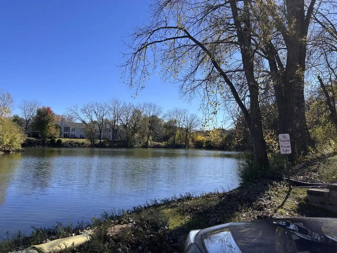 Photo 2 of Condo for sale at 516 Laurel Lake Rd #1, Thiensville, WI 53092 | MLS# 1985331 | Listing updated on 2026-10-27
