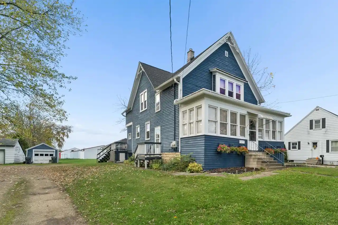 Photo 1 of Single family home for sale at 531 N Main St, Seymour, WI 54165 | MLS# 50334546 | Listing updated on 2026-10-23