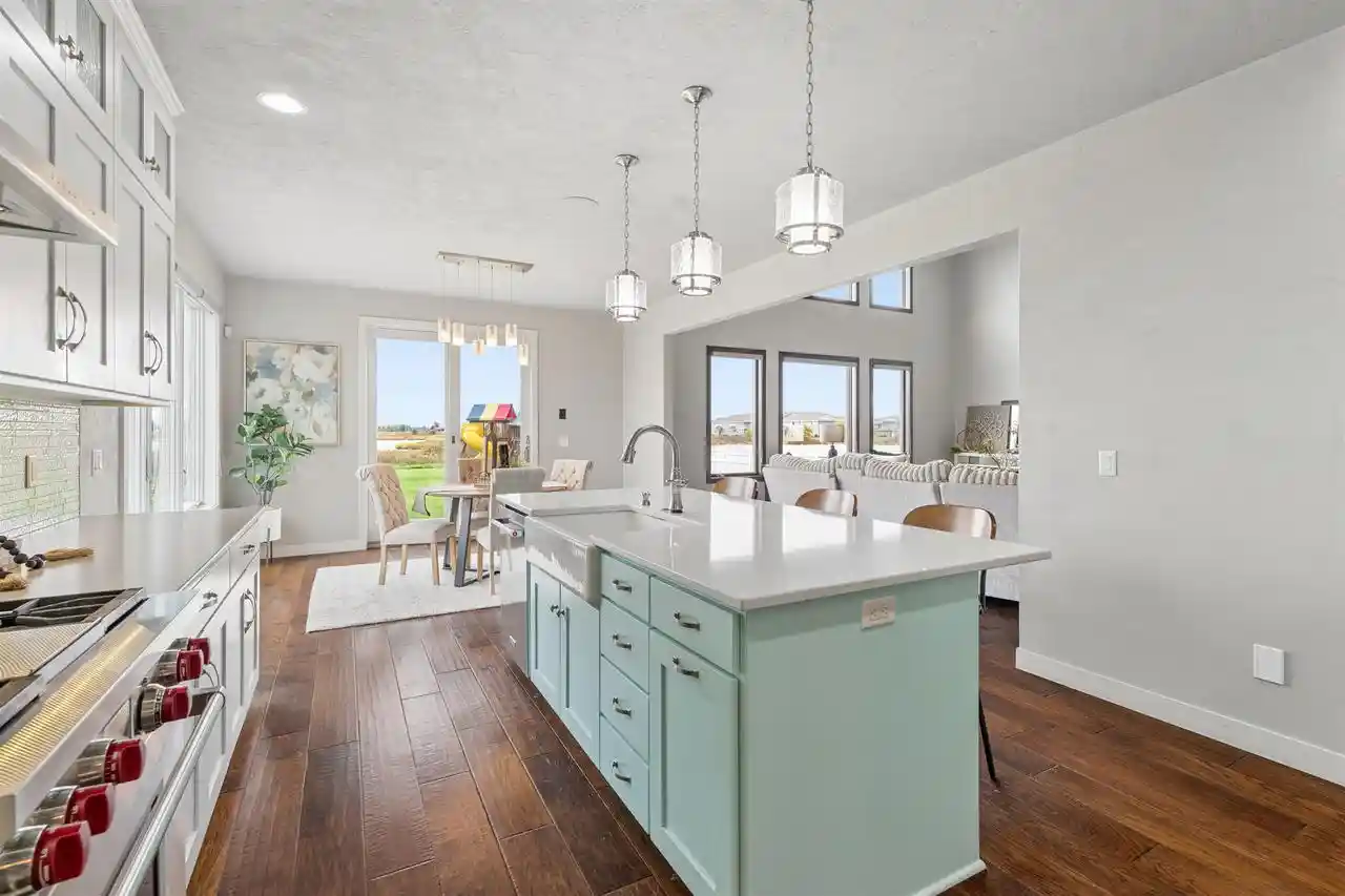 Photo 2 of Single family home for sale at 4918 N Cherryvale Ave, Appleton, WI 54913 | MLS# 50334542 | Listing updated on 2026-10-27