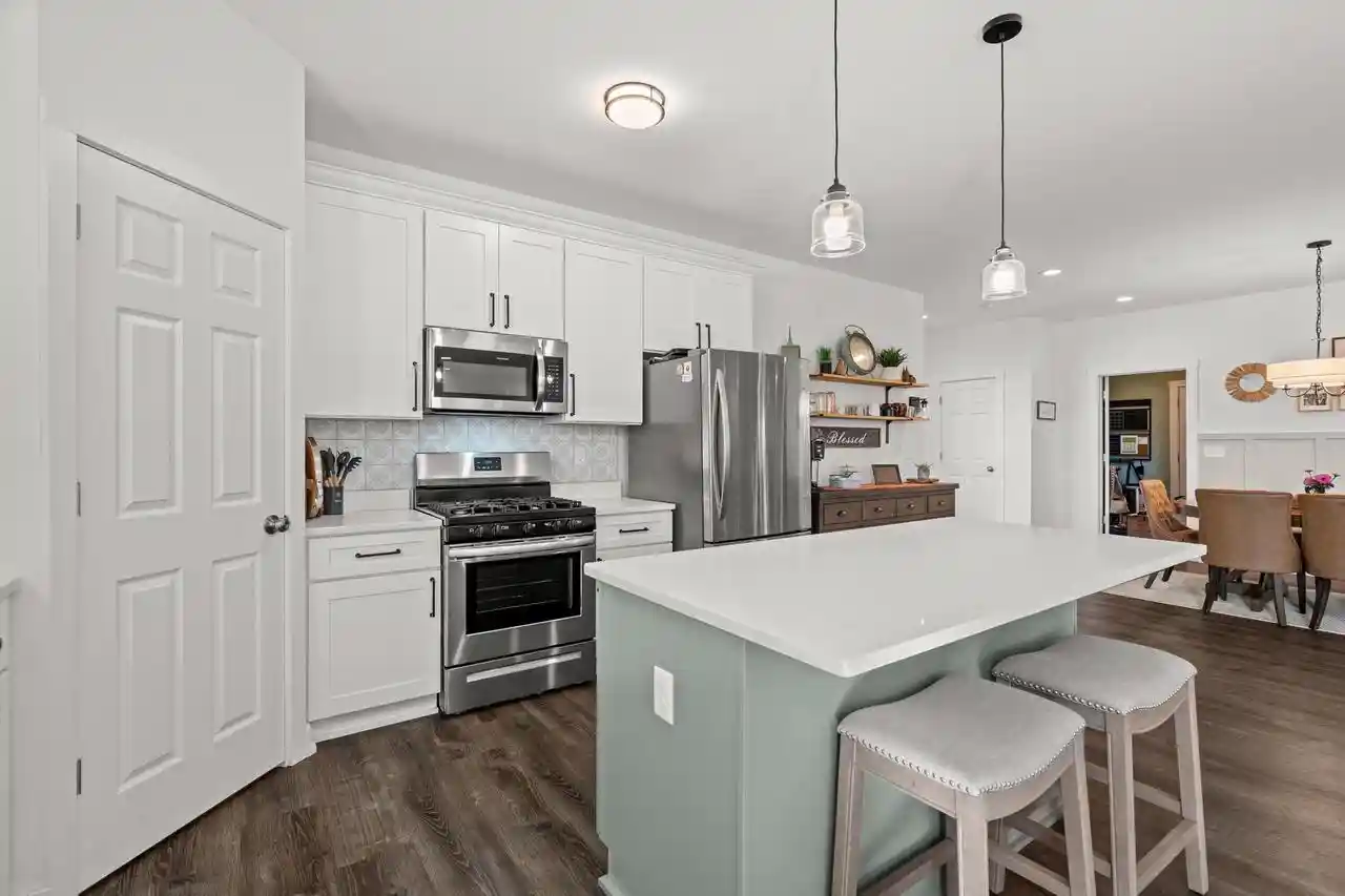 Photo 3 of Single family home for sale at 809 Winery Way, Cambridge, WI 53523 | MLS# 1985360 | Listing updated on 2026-10-27