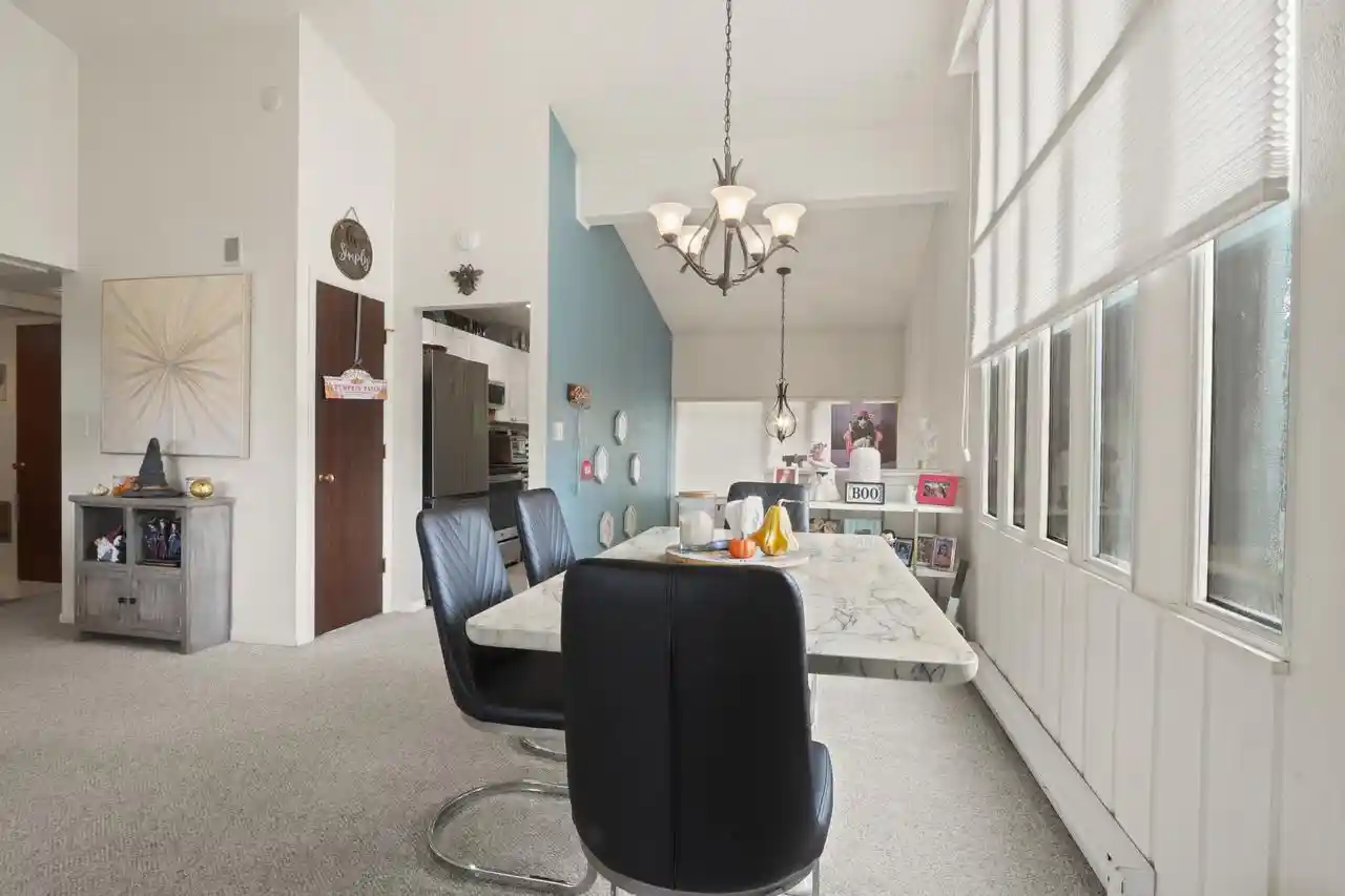 Listing Photo 2 - Condo for sale in building located at 81 Aspen Rd, Lake Geneva, WI 53147 - Unit #08