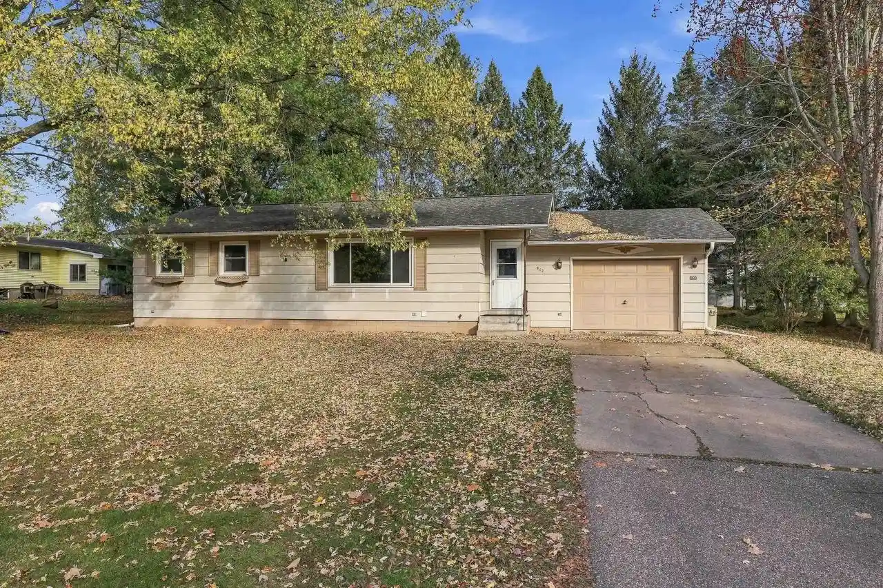 Photo 1 of Single family home for sale at 903 Hollywood Dr, Merrill, WI 54452 | MLS# 22605213 | Listing updated on 2026-10-20