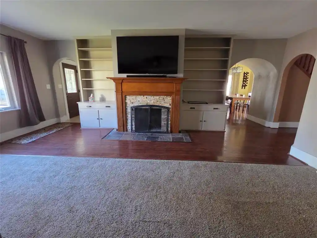 Photo 2 of Single family home for sale at 302 E Main St, Thorp, WI 54771 | MLS# 1606026 | Listing updated on 2026-10-19