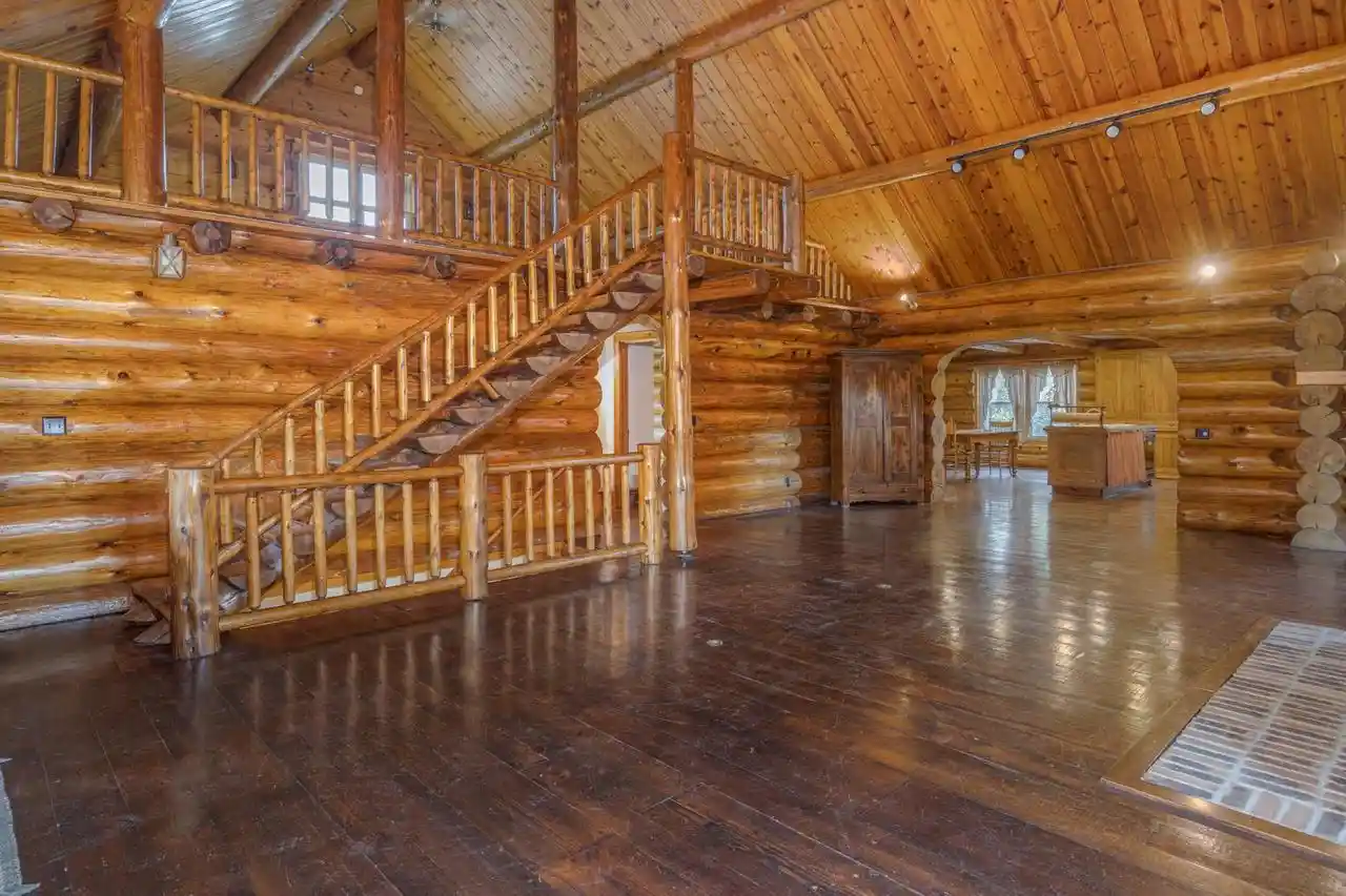 Photo 1 of Single family home for sale at 5005 Breezewood Ln, Winneconne, WI 54986 | MLS# 50334557 | Listing updated on 2026-10-25