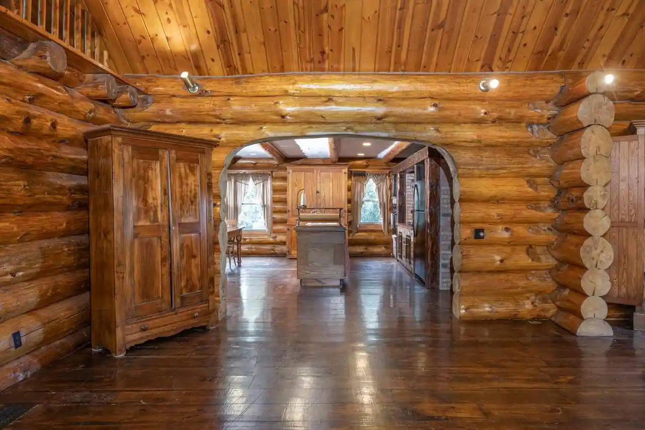 Photo 2 of Single family home for sale at 5005 Breezewood Ln, Winneconne, WI 54986 | MLS# 50334557 | Listing updated on 2026-10-25